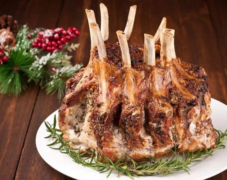 Праздничное блюдо из мяса с фото Garlic-Herb Crusted Crown Roast of Pork Recipe Crown roast of pork, Crown pork r