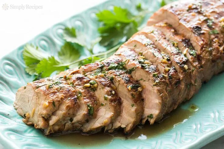 Праздничные блюда из свинины фото Grilled Ginger Sesame Pork Tenderloin Recipe Pork tenderloin recipes, Grilled po