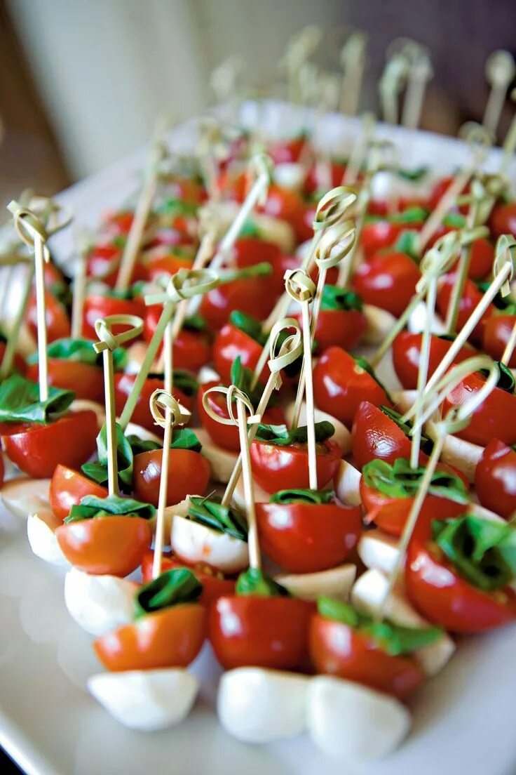 Праздничные легкие закуски с фото Wedding Ideas, Planning & Inspiration Recetas de comida, Comida para eventos, Co