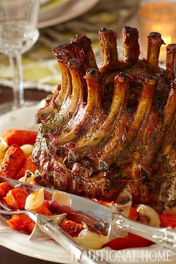 Праздничные мясные блюда фото рецепты Great Gatherings: Two Holiday Dinners Pork rib roast, Holiday dinner, Lamb recip