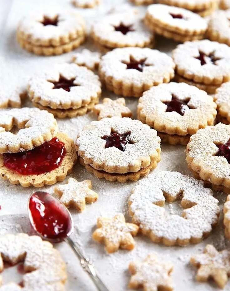 Праздничные печенья фото Star Linzer Raspberry Cookies by tutti_dolci Quick & Easy Recipe The Feedfeed Re