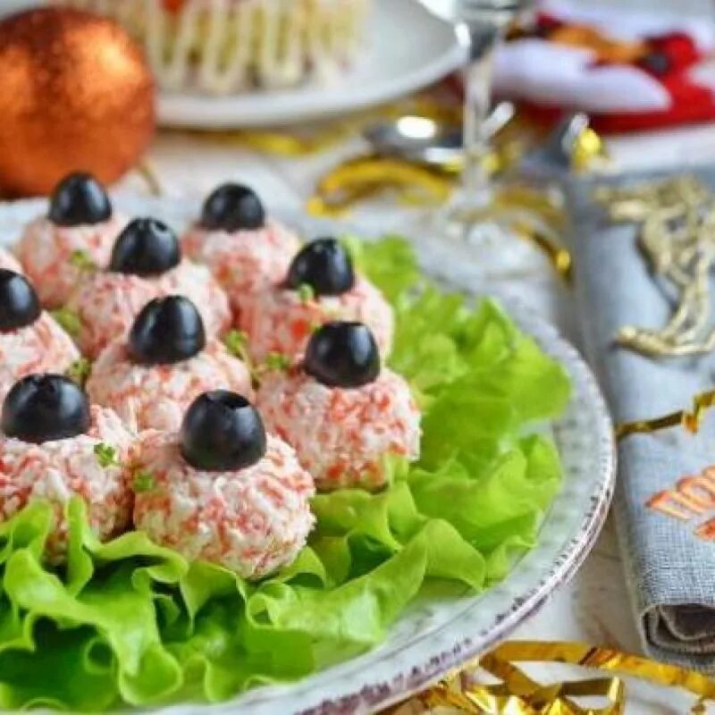 Праздничные салаты и закуски фото ღНовогодние блюда. Салат-закуска 'Ёлочные шарики' Салаты Постила