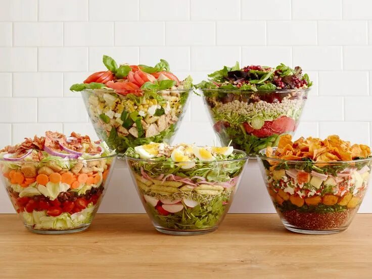 Праздничные салаты в креманках с фото Layered Salads for Every Season Layered salad, Food network recipes, Delicious s