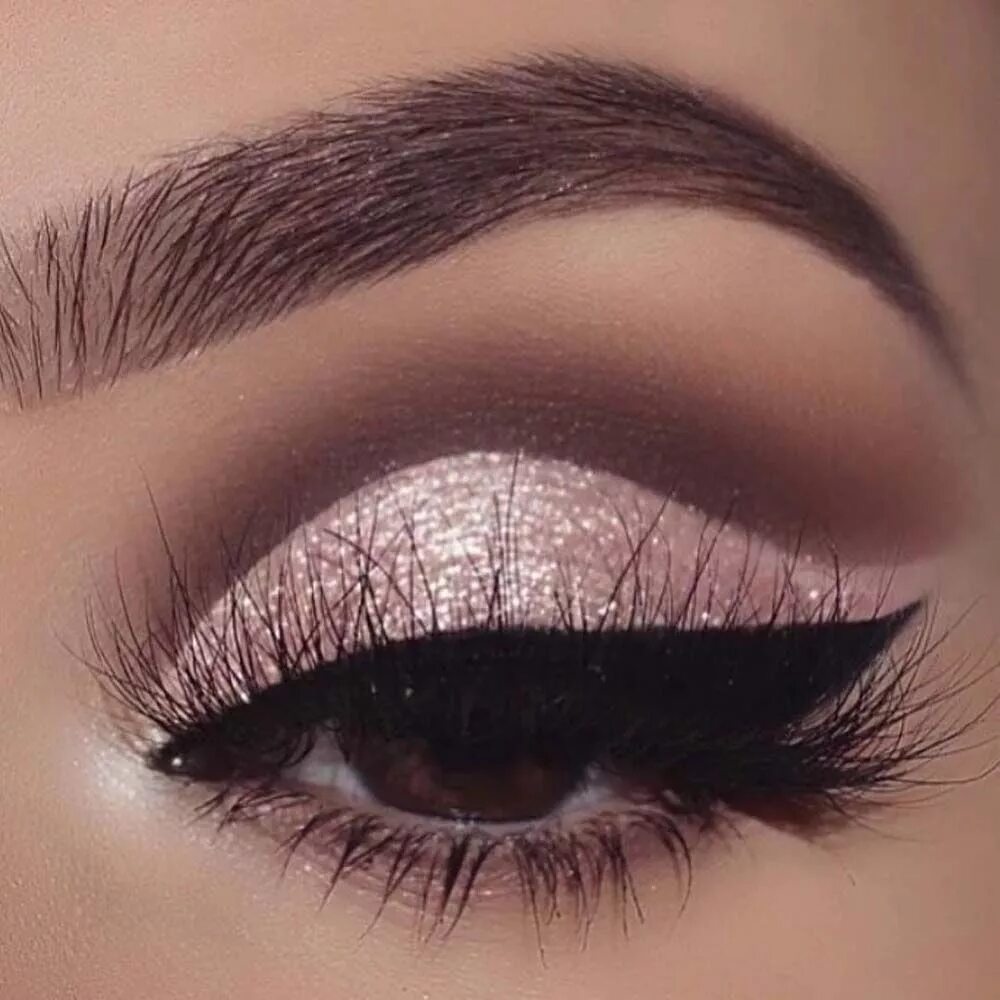 Праздничный макияж для карих Impressive pink eyes for party in 2019 Pretty eye makeup, Lace makeup, Natural s