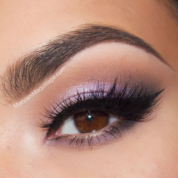 Праздничный макияж для карих глаз Spring Beauty Trend: Lavender, Lilac, Purple Purple eye makeup, Lilac eye makeup