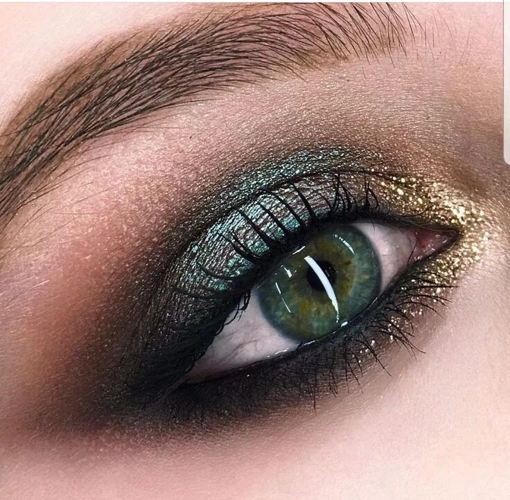 Праздничный макияж зеленых глаз Pin by D GK on Make up / Beauty Eye makeup, Dramatic eye makeup, Makeup for gree