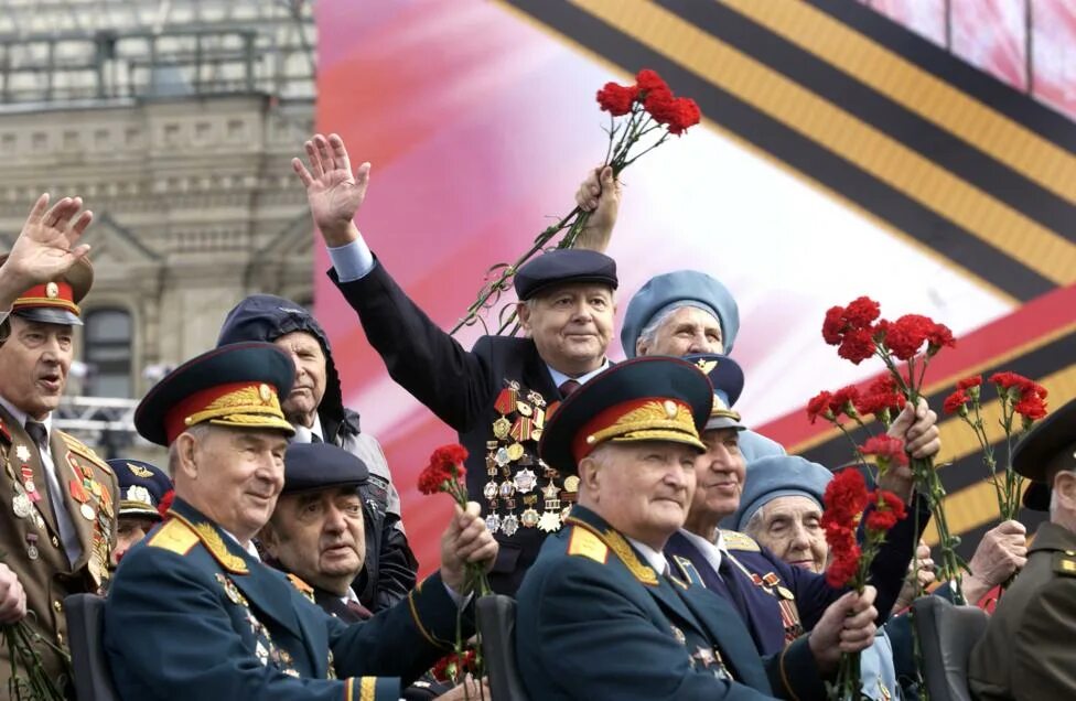 Праздник 9 мая фото "Этот День Победы": когда 9 мая стало выходным и как отмечали праздник в СССР и 