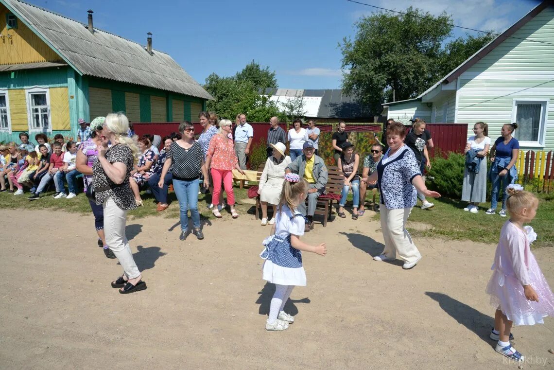 Праздник деревни фото Праздник деревни в Селицком собрал более полусотни земляков - Новости города Кру