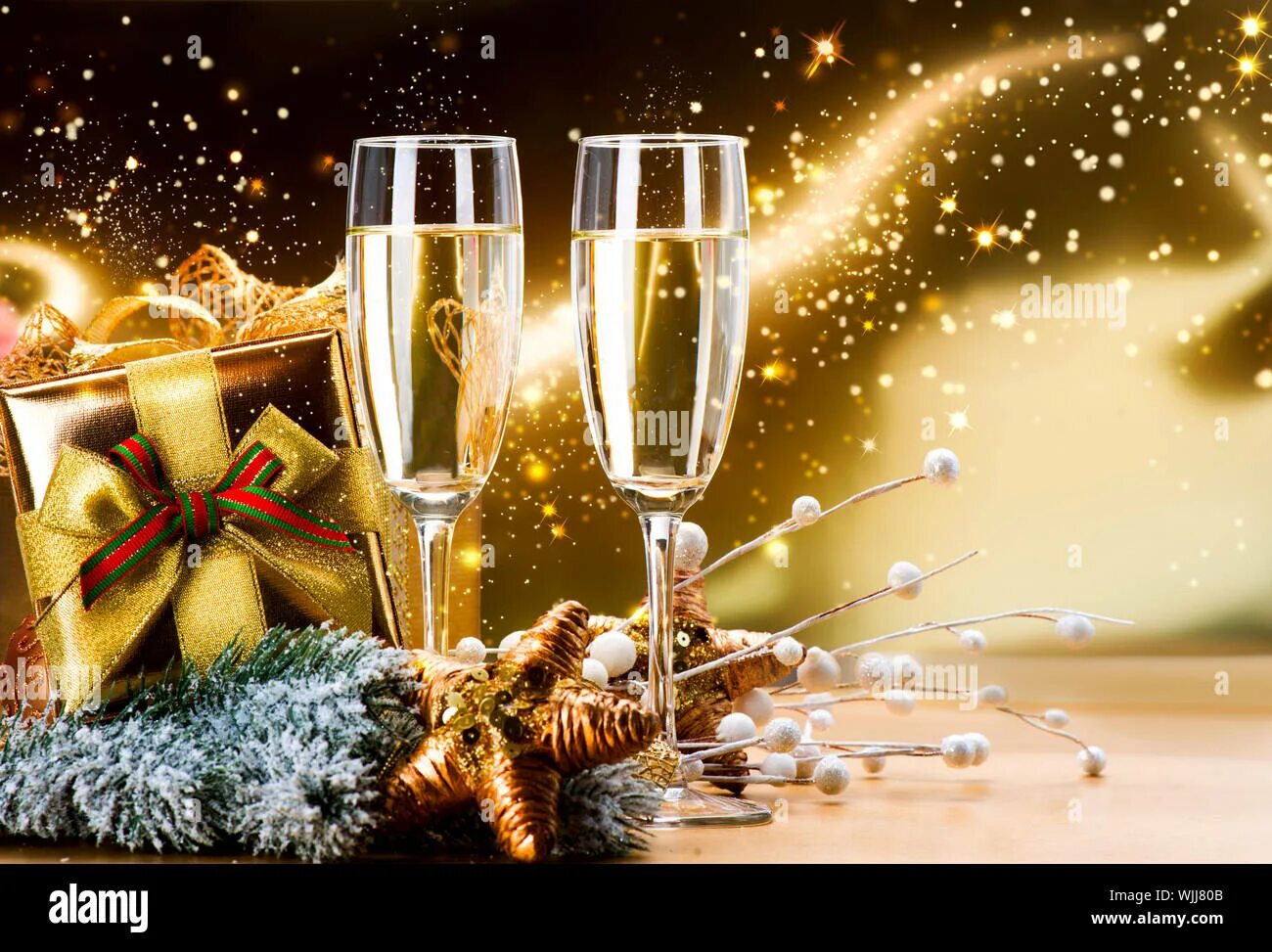 Праздник старый новый год картинки New Year and Christmas Celebration. Two Champagne Glasses Stock Photo - Alamy