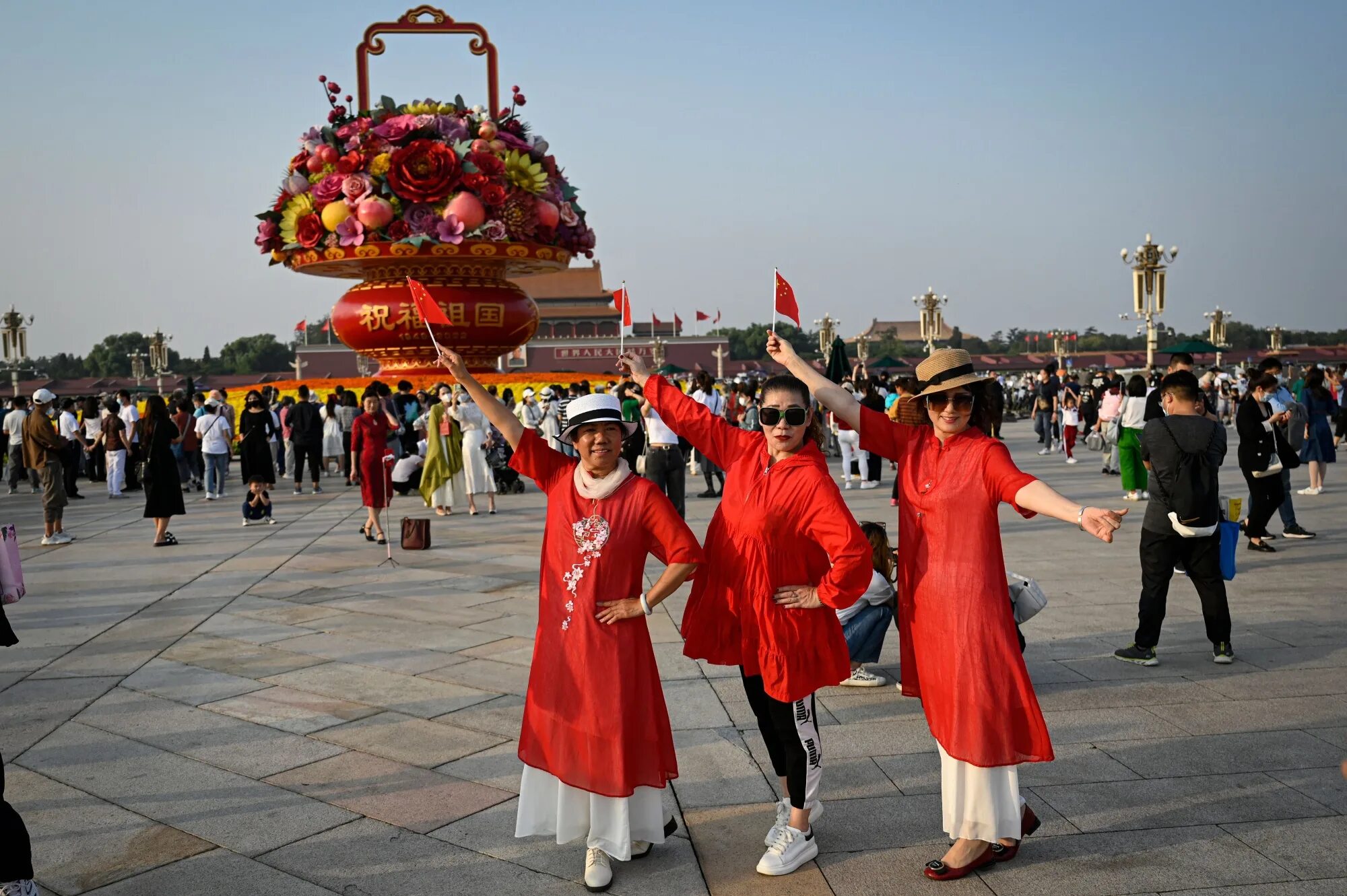 Праздник в китае сегодня фото China Escalates Liquidity Injection Ahead of Golden Week Holiday - Bloomberg