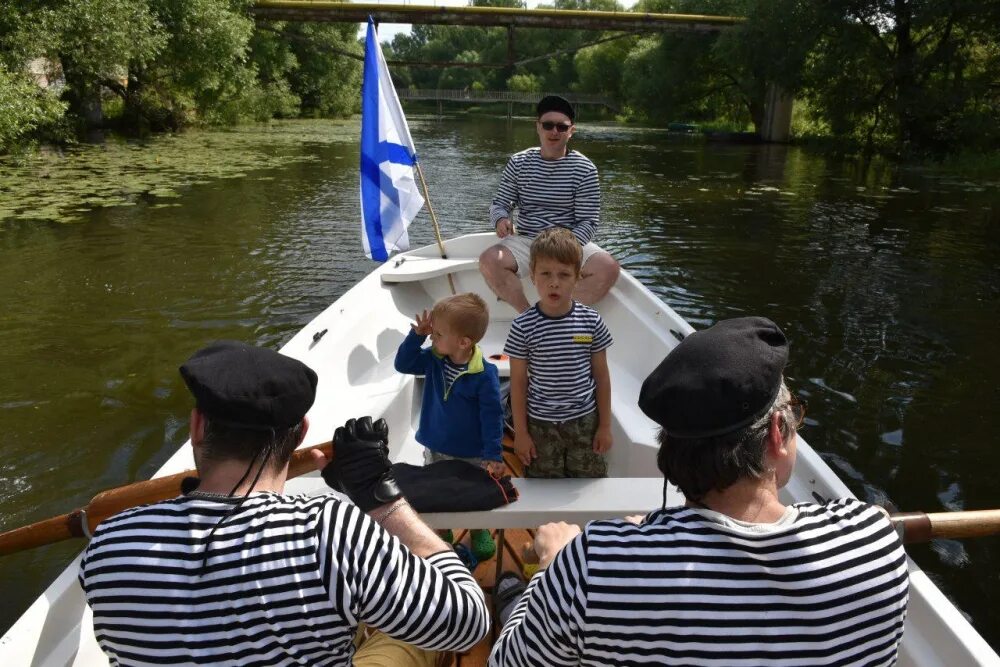 Праздник вмф на плещеевом озере фото День ВМФ в Переславле