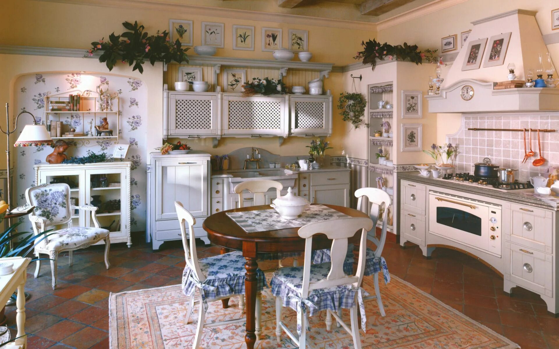 Предметы интерьера в стиле прованс Просторная домашняя кухня Provence kitchen, Gorgeous kitchens, Provence style