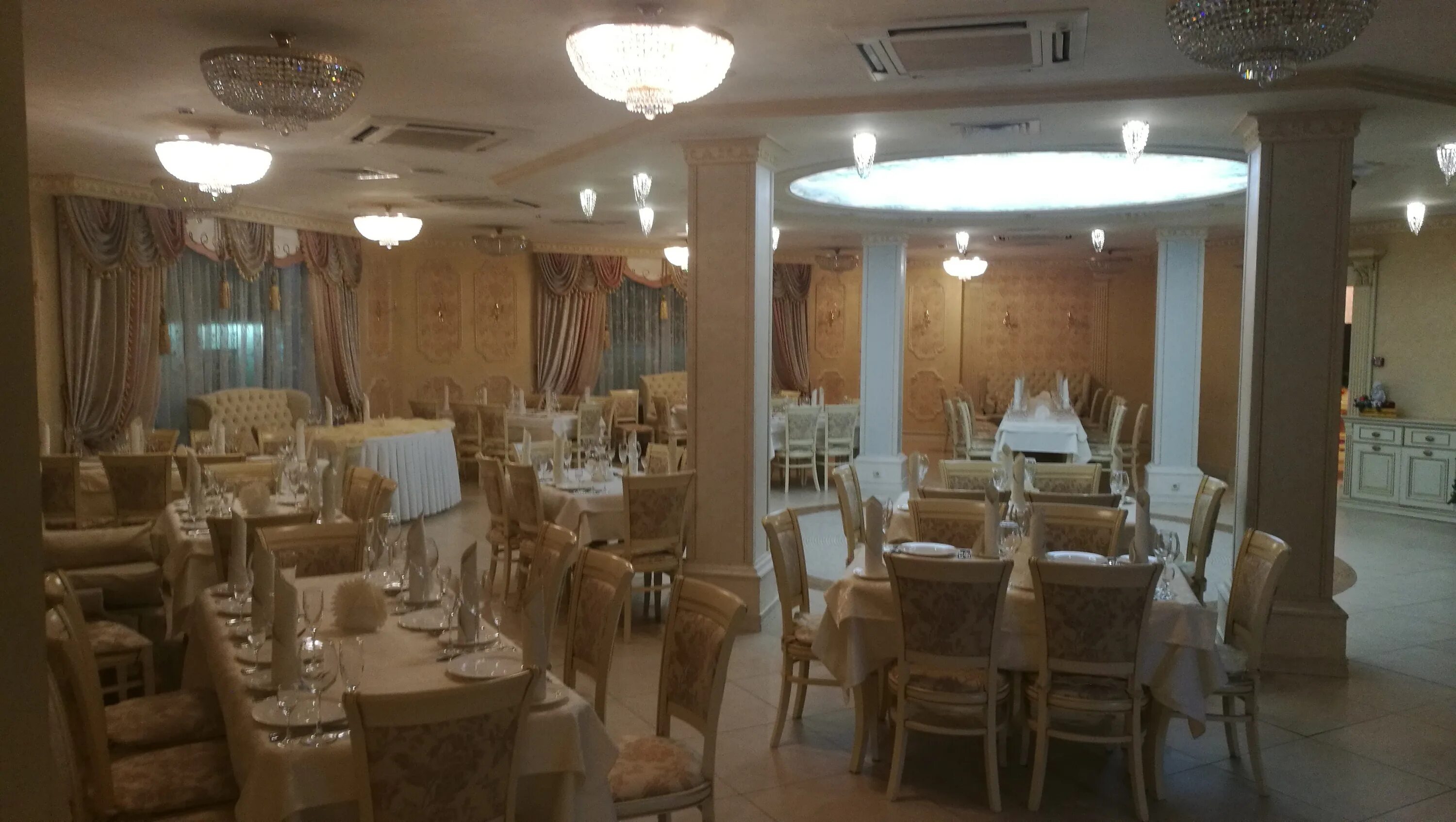 Премьер ул александра невского 23а фото restaurant's Premyer in specifics, Aleksandra Nevskogo Street, 23А - Yandex Maps