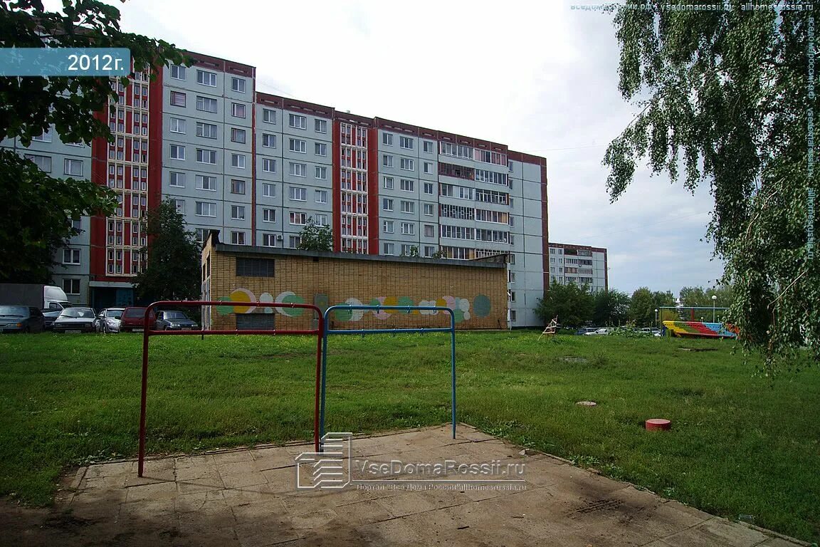 Премьер ул пушкина 4 набережные челны фото Naberezhnye Chelny, Berdakh Blvd house 4 (ул. 45-й комплекс (Новый Город), 14). 