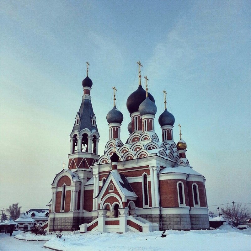 Преображенская церковь фото Кафедральный собор в честь Преображения Господня на улице Максима Горького в Бер