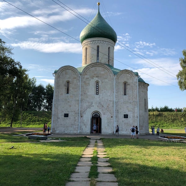 Преображенская церковь фото Photos at Спасо-Преображенский собор - Church in Pereslavl'-Zalesskiy