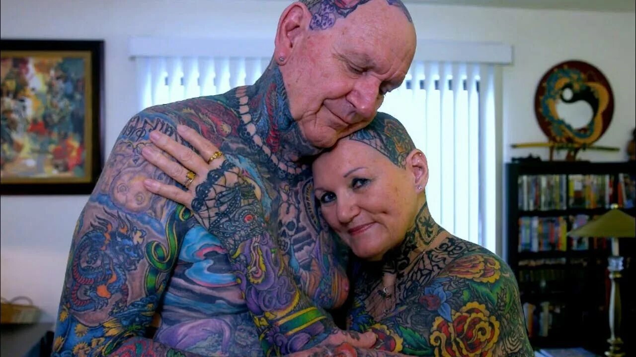 Преобразовать фото в тату 73 years old becomes the most tattooed women in the world Story Cover - YouTube