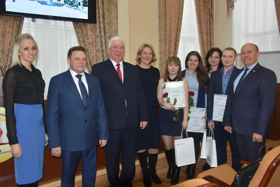 Преподаватели пгу пенза список и фото Глава города Валерий Савельев встретился со студентами и преподавателями Пензенс