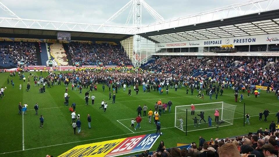 Престон футбольный клуб стадион фото Wembley beckons: Reaction from PNEFC fans as Lilywhites reach play-off final Blo