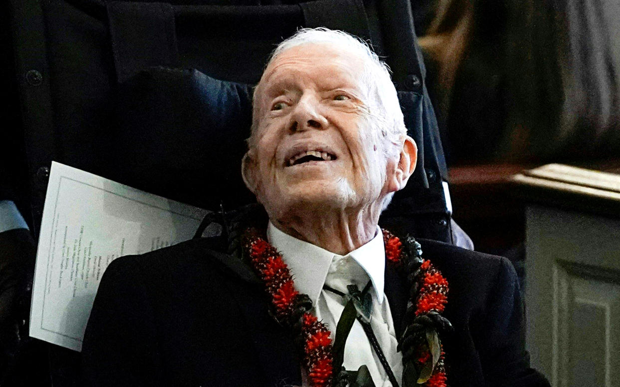 Президент картер сейчас фото Jimmy Carter’s Grandson Says Former President Isn’t Awake Every Day in Hospice C