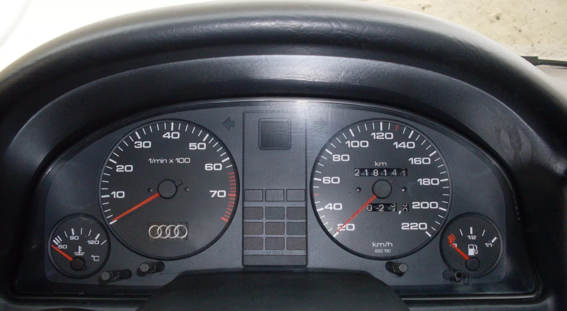 Приборная панель ауди 80 б4 тюнинг Панель приборов и . - Audi 80 (B4), 2 л, 1992 года тюнинг DRIVE2