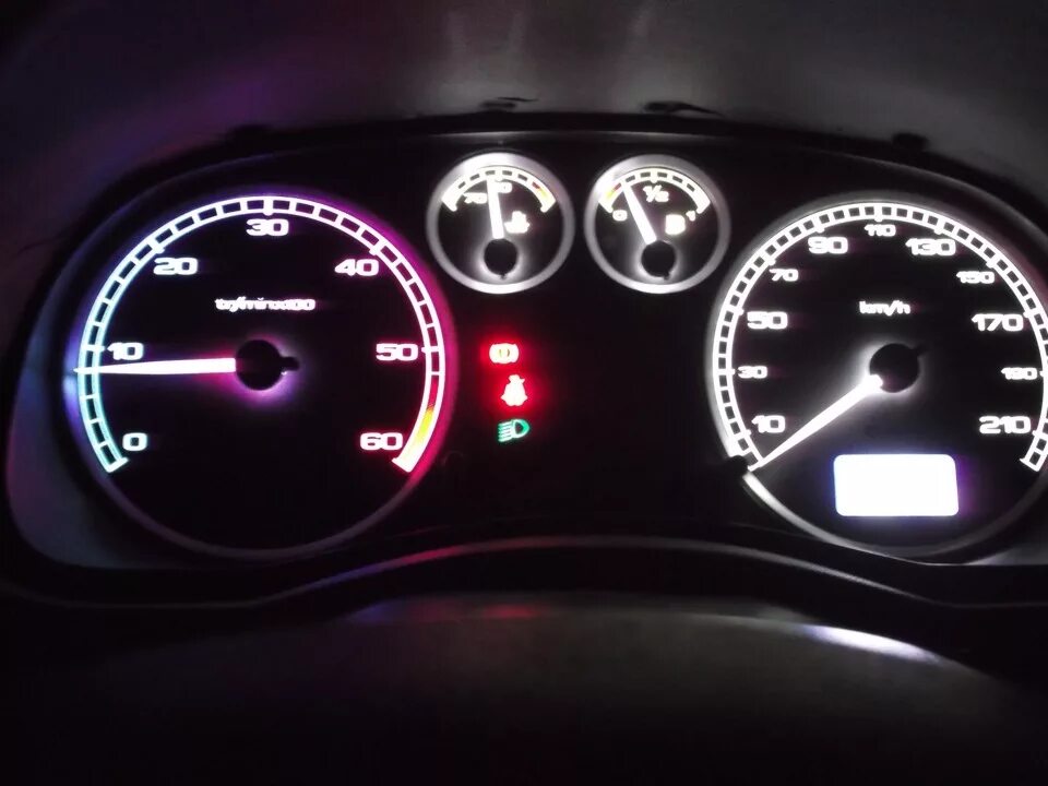 Приборная панель пежо фото LED New приборная панель. - Peugeot 307 SW, 2 л, 2003 года электроника DRIVE2