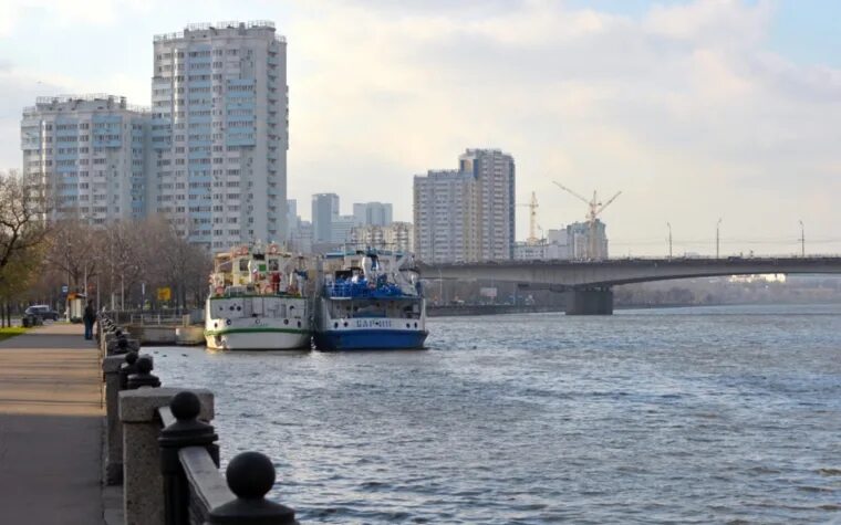 Причал кленовый бульвар москва нагатинская набережная фото Речные прогулки от причала Кленовый бульвар по Москве-реке