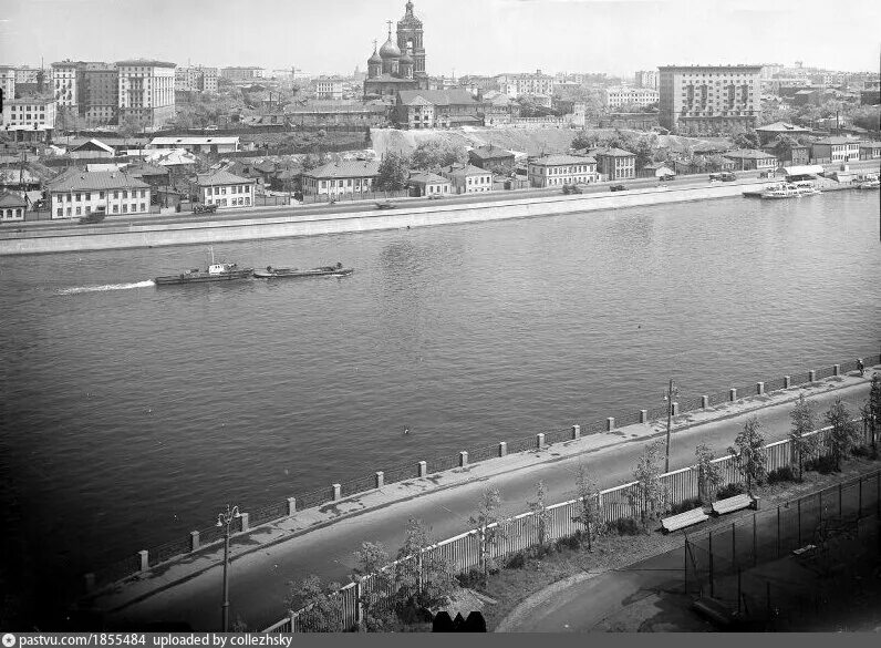 Причал новоспасский москва краснохолмская набережная фото Краснохолмская набережная и Новоспасский монастырь