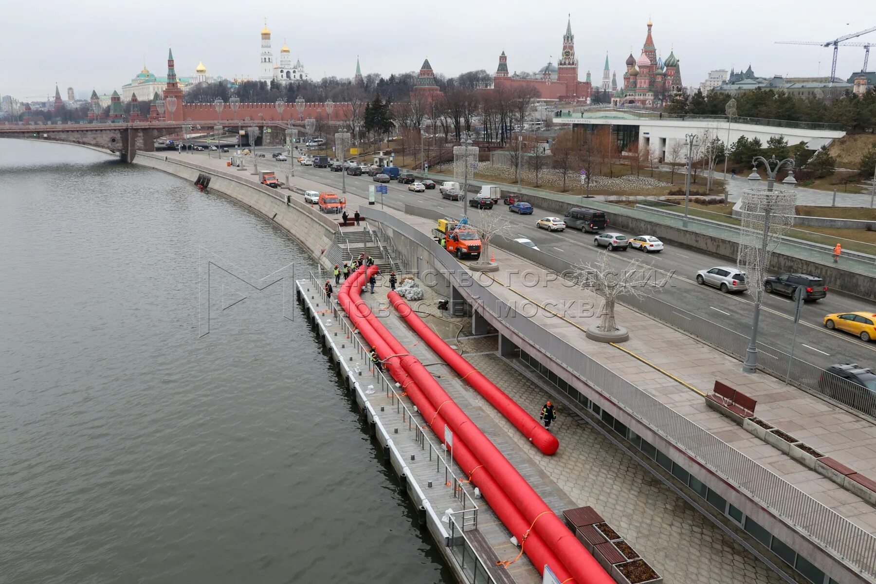 Причал зарядье москва москворецкая набережная фото Агентство городских новостей "Москва" - Фотобанк