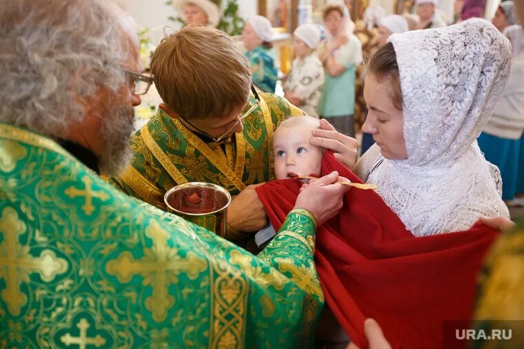 Причастие в церкви фото Мы засняли даже крик." Свердловская область - 2015 в фотографиях