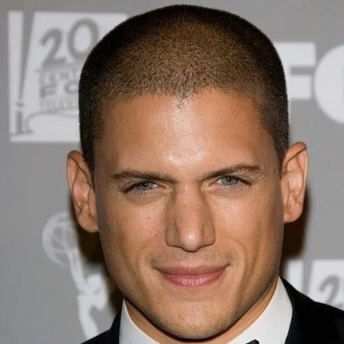 Прическа 0 40 Best Buzz Cut Hairstyles For Men in 2024 Wentworth miller, Wentworth miller p