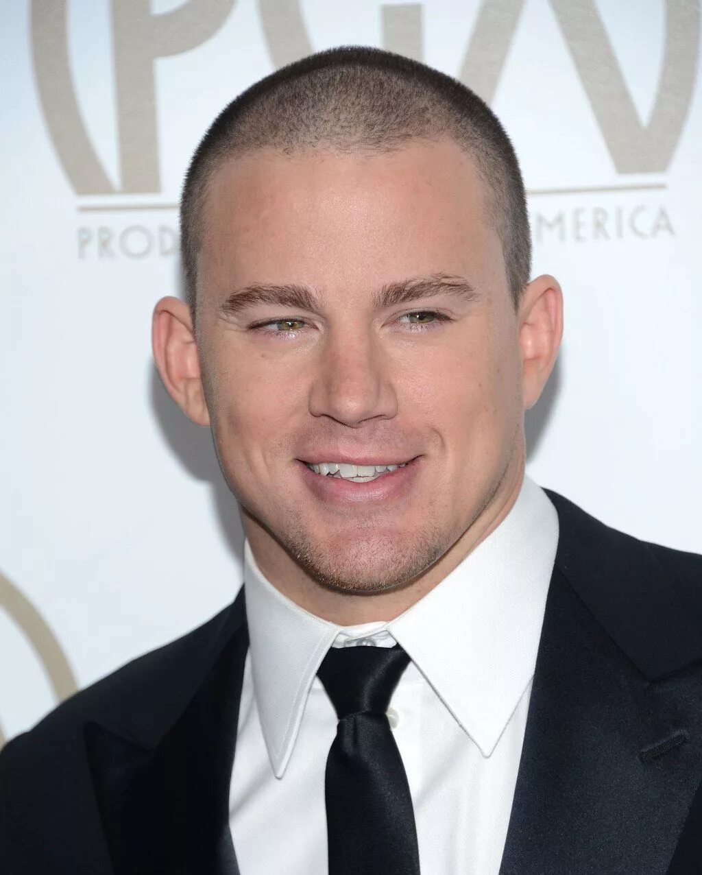 Прическа 1 Channing Tatum. Buzz cut, Hairstyles for thin hair, Mens hairstyles