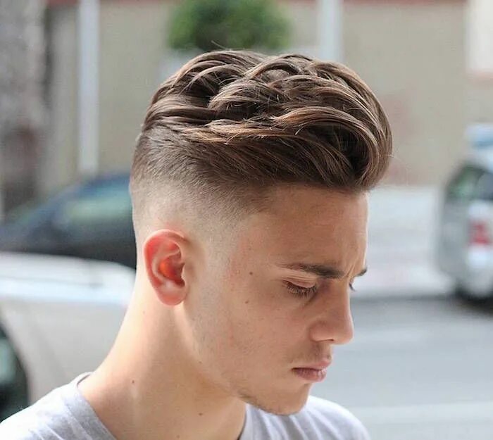 Прическа 18 Dégradé américain homme - Une remontée au millimètre Hairstyles haircuts, High a