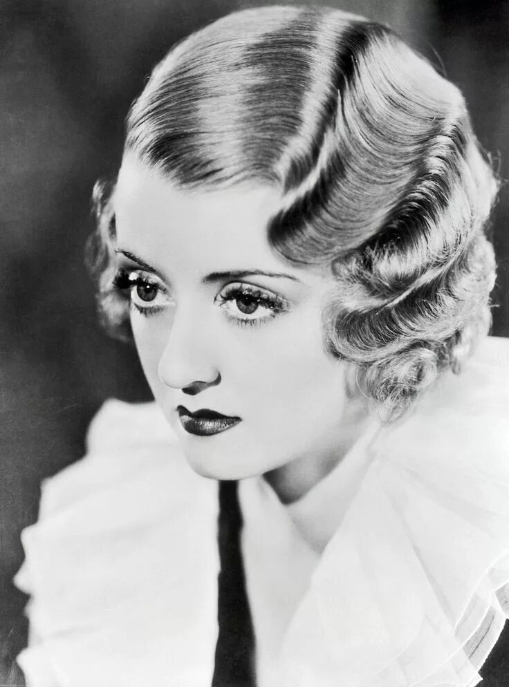 Прическа 1920 х годов женская Pin by John Muñoz on Bette Davis Vintage hairstyles, 1920s hair, Hair doo