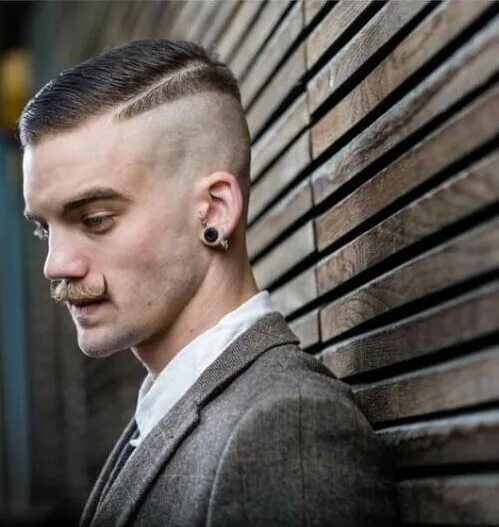 Прическа 2 см мужская 50 Slick Back Haircut Ideas for Smooth and Refined Men MenHairstylist.com Мужски