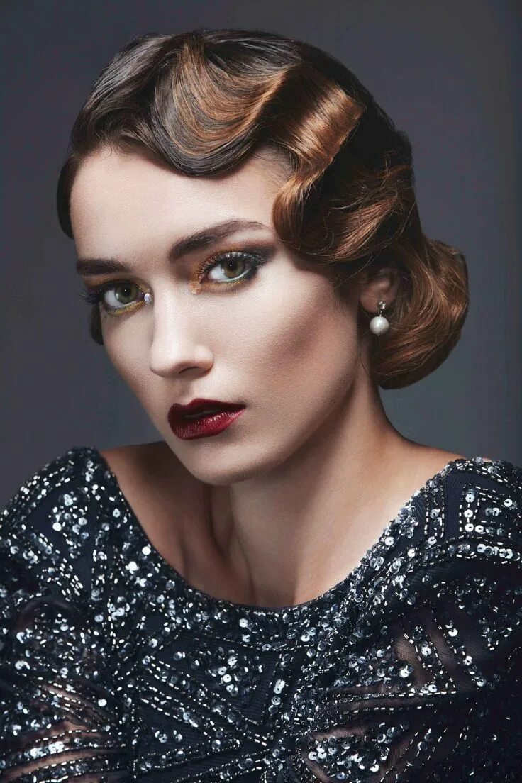 Прическа 20 годов на длинные From flapper bobs to beehives, vintage hairstyles look just as remarkable now as