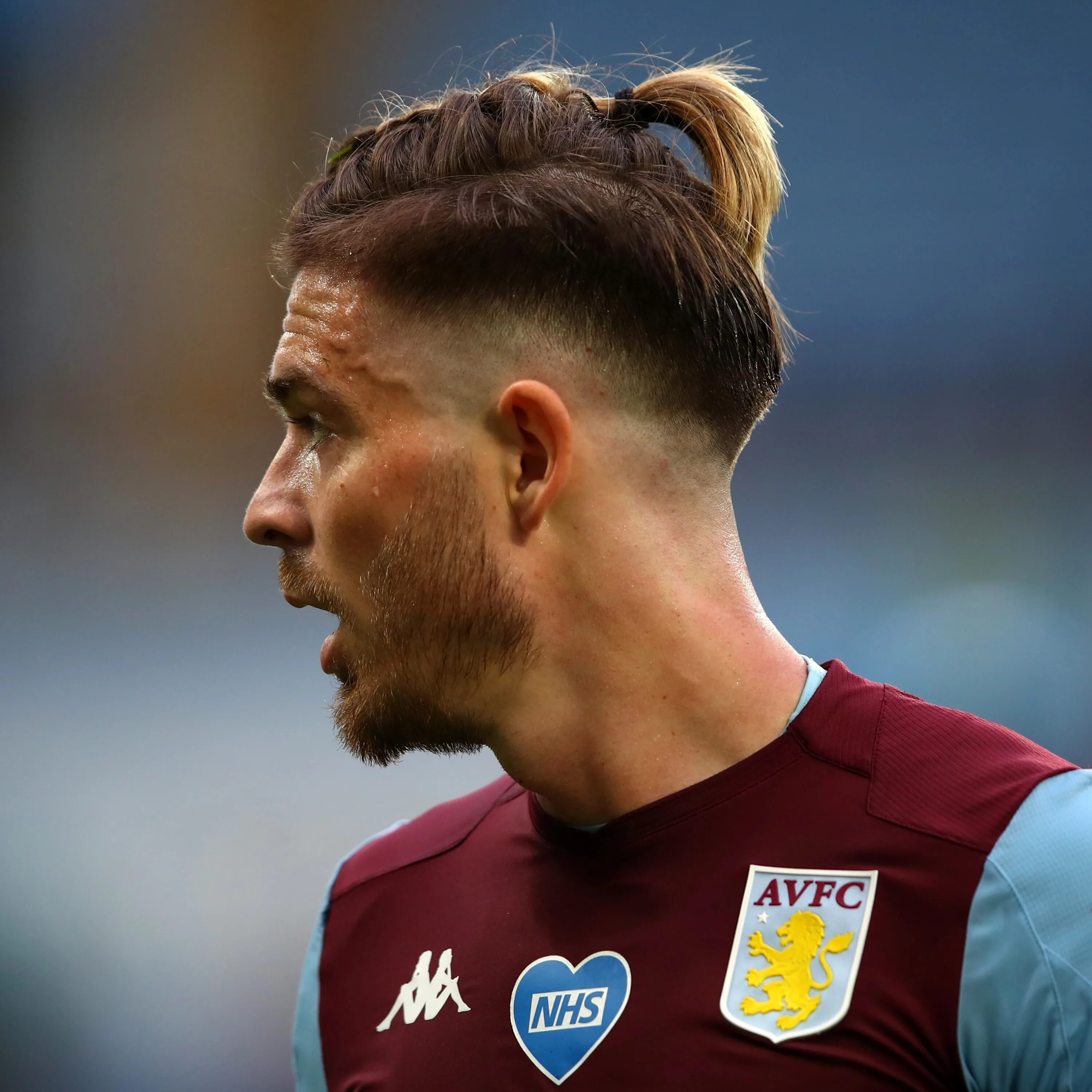 Прическа 2020 года Jack Grealish's haircuts through the years, from spiky style as a kid to man bun