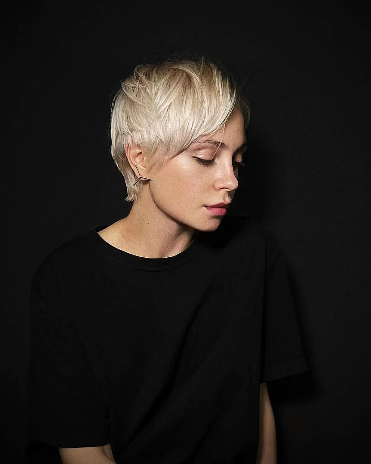 Прическа 2025 женская 46 Eye-Catching Blonde Pixie Cut Ideas to Show Your Stylist