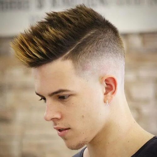 Прическа 21 год 35 Cool Faux Hawk (Fohawk) Haircuts For Men in 2024 Hipster haircut, Mens haircu