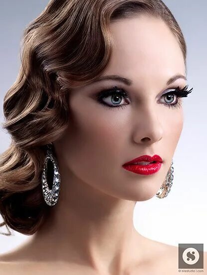 Прическа 30 годов на длинные волосы Finger wave hair, Hair waves, Hair makeup