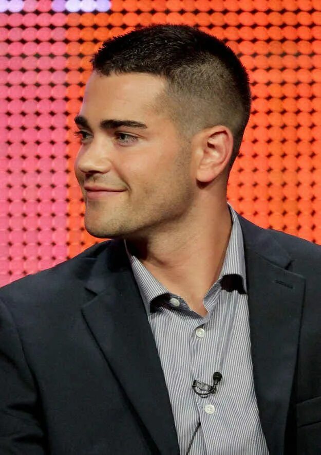 Прическа 4 Jesse Metcalfe. Buzz cut hairstyles, Buzz cut, Mens hairstyles