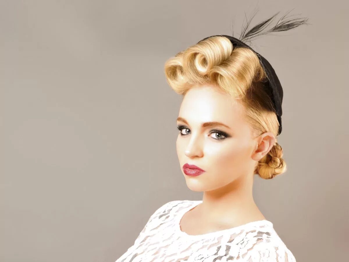 Прическа 50 годов на длинные волосы Gatsby hair Vintage-inspired hairstyles for men and women