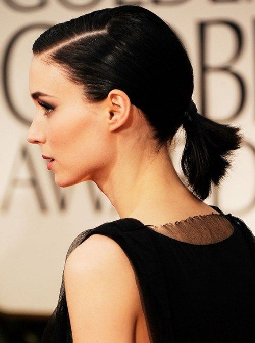 Прическа 52 года Pin by Q on summer hair Short hair ponytail, Short ponytail, Cute ponytail hairs