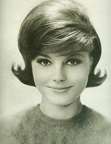 Прическа 70 годов фото женские 30 Pics of 1960’s Short Hairstyles 60s hair, 1960s hair, Vintage hairstyles