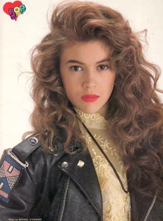 Прическа 80 годов на длинные волосы 90s Hairstyle 90&#39;s Pinterest Alyssa Milano, Hairstyles and Style 90s hairsty