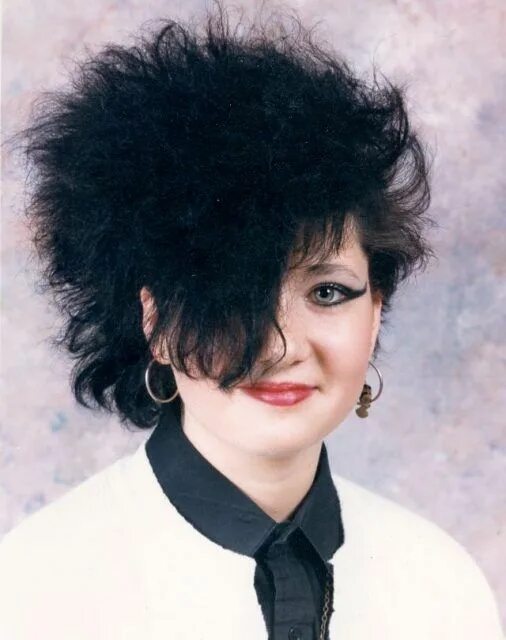 Прическа 80 х годов When Hairspray Reigned Supreme! Big 80s Hairstyles in all their Decadent Glory T