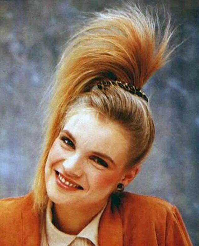 Прическа 90 х годов девушки 1980s: The Period of Women Rock Hairstyle Boom Rock hairstyles, 1980s hair, 80's