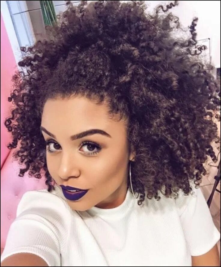 Прическа афро кудри на средние волосы 30 Curly Natural Hairstyles You'll Want to Wear Today ThriveNaija Cheveux, Cheve