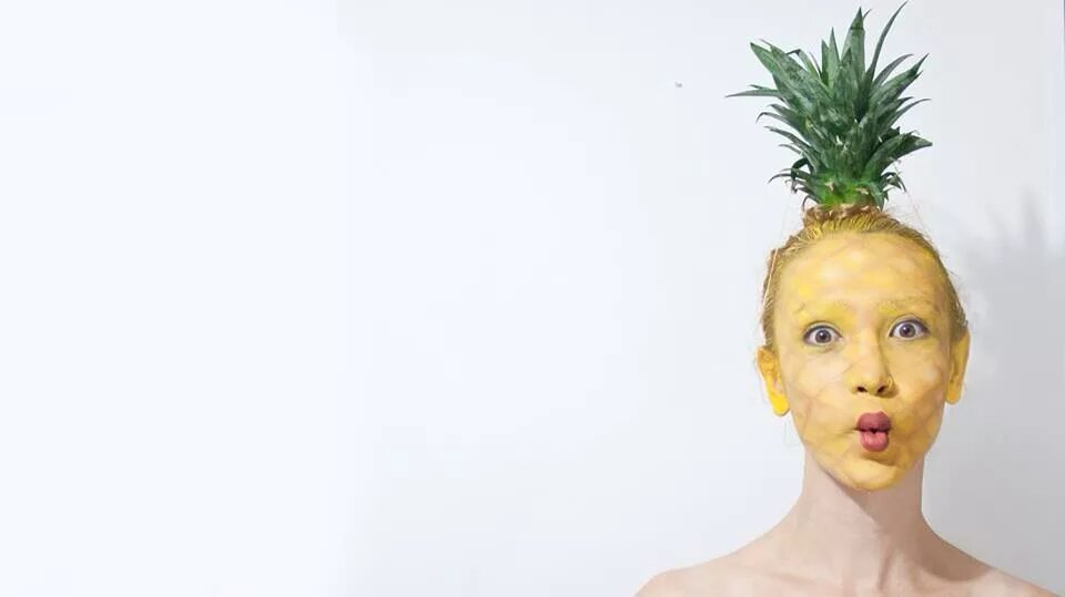 Прическа ананас женская Pineapple makeup maquillaje piña ananá Carnaval, Maquillaje, Piña