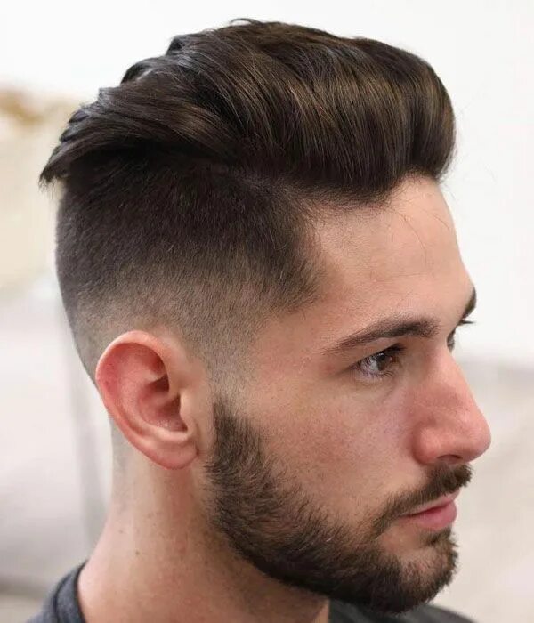 Прическа андеркат 25 Cool Undercut Fade Haircuts For Men in 2024 Mens hairstyles undercut, Mens ha